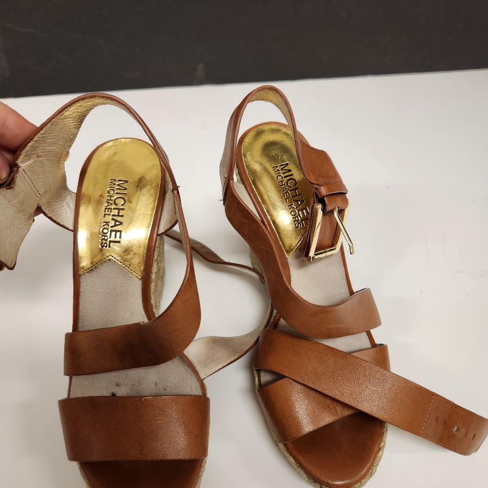 Michael cors shoes sandals
